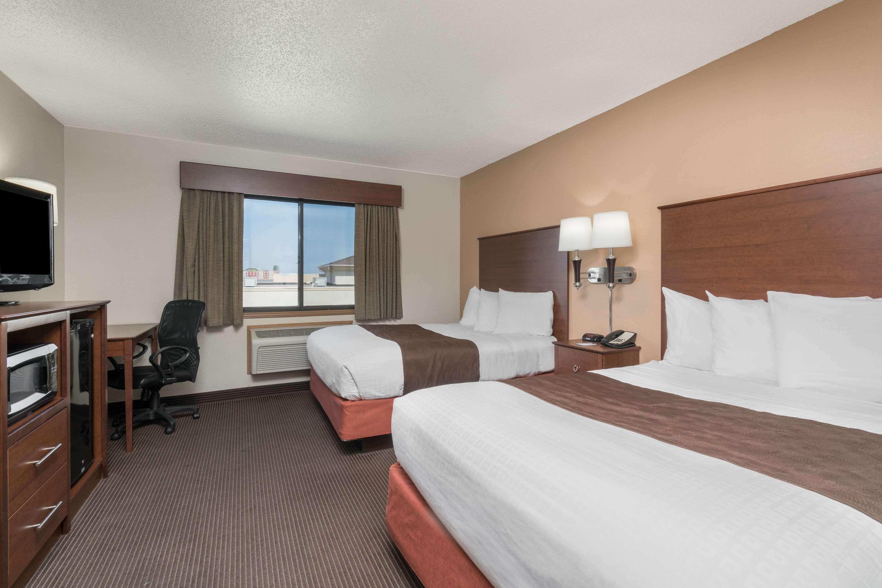 Americinn By Wyndham Бисмарк Экстерьер фото