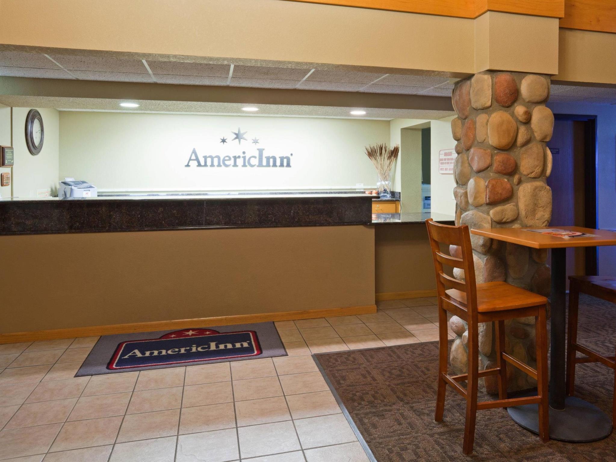 Americinn By Wyndham Бисмарк Экстерьер фото